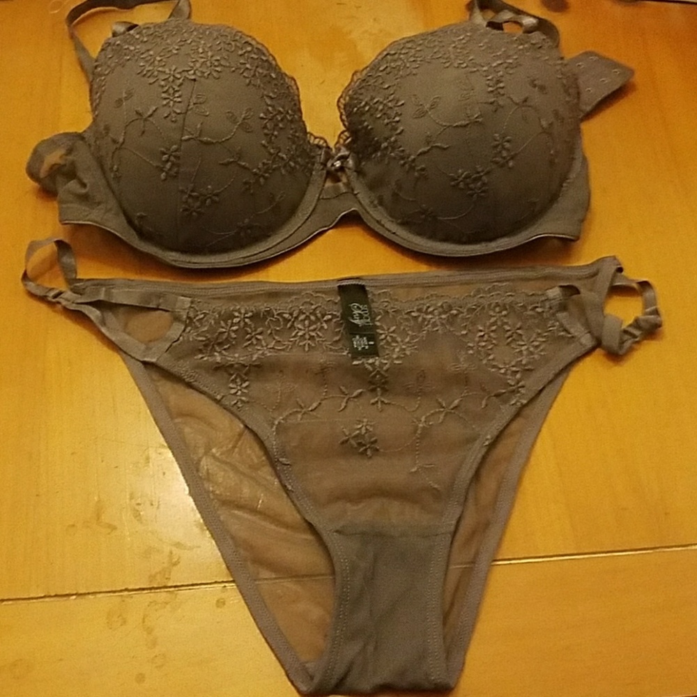 Sexy bra & panty set